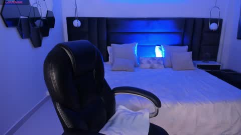 Snapshot of samanthaklein_ chatting on 01-24-25, 03:43 Samantha Klein online show from 01-24-25, 03:43