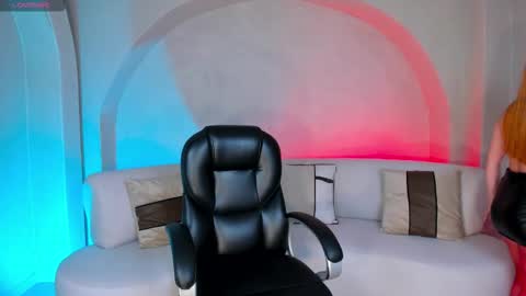 Snapshot of samanthaklein_ chatting on 10-29-25, 03:53 Samantha Klein online show from 10-29-25, 03:53