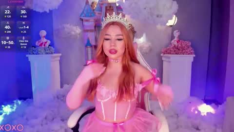 Snapshot of samanthaklein_ chatting on 10-31-25, 05:52 Samantha Klein online show from 10-31-25, 05:52