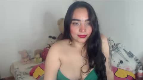 Snapshot of samanthakler17 chatting on 12-13-24, 04:54 samantha online show from 12-13-24, 04:54