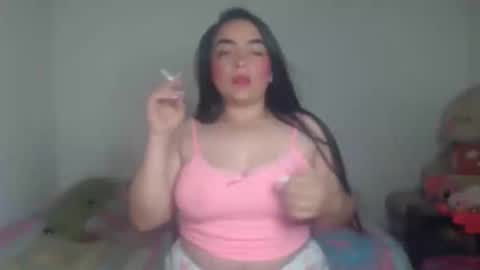 Snapshot of samanthakler17 chatting on 03-12-25, 05:02 samantha online show from 03-12-25, 05:02