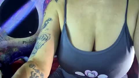 Snapshot of samanthaluna81 chatting on 09-28-25, 08:52 SamanthaLuna81 online show from 09-28-25, 08:52