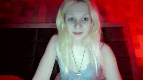 Snapshot of samanthamiasnik1 chatting on 09-28-25, 08:36 Samantha online show from 09-28-25, 08:36