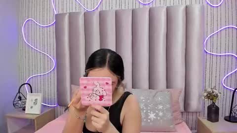 Alejandra  online show from 12-19-25, 12:01