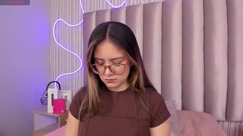 Alejandra  online show from 02-03-26, 11:04