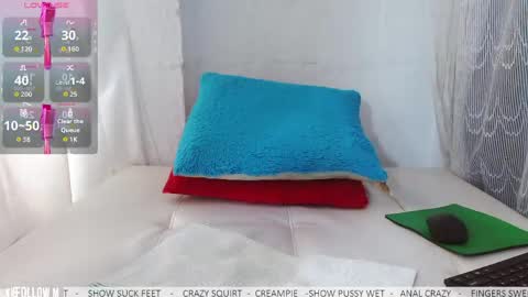 Snapshot of samantrak_love chatting on 05-28-26, 04:59 SAMANTHA online show from 05-28-26, 04:59
