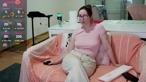 Snapshot of samarafromthewell chatting on 06-06-26, 02:16 Samara From The Well online show from 06-06-26, 02:16