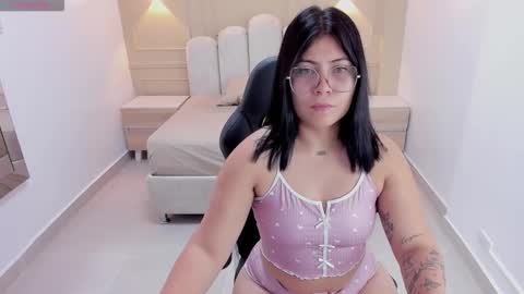 Snapshot of samaralee3 chatting on 02-18-26, 02:51 samaralee3 online show from 02-18-26, 02:51