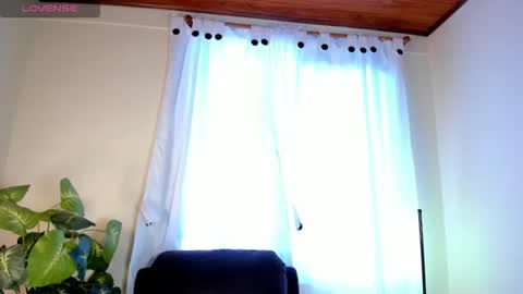 Snapshot of samarhagomez chatting on 06-23-26, 10:30 Samarha Gomez online show from 06-23-26, 10:30
