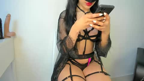 Snapshot of samarlayali chatting on 01-16-25, 10:32 Samar Layali online show from 01-16-25, 10:32