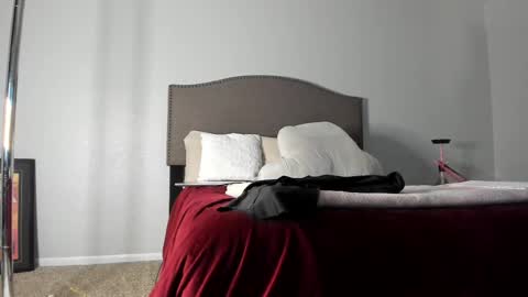 Yaya online show from 09-28-25, 06:52