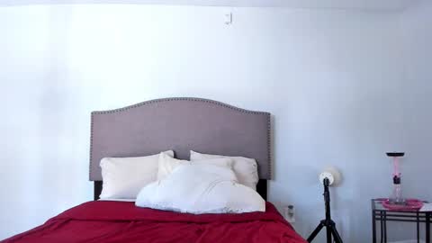 Yaya online show from 10-13-25, 08:09