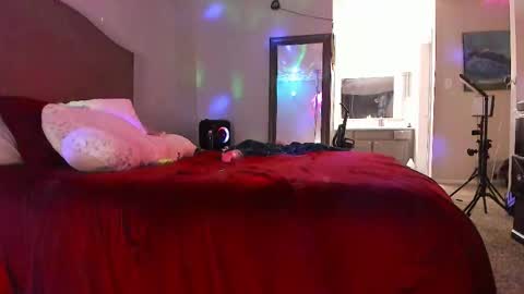 Snapshot of samatha1998 chatting on 02-04-26, 01:22 Yaya online show from 02-04-26, 01:22