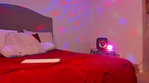 Snapshot of samatha1998 chatting on 02-21-26, 04:57 Yaya online show from 02-21-26, 04:57