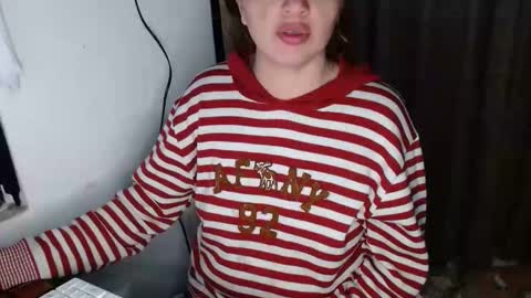 Snapshot of samatha_squirts chatting on 10-08-25, 05:38 samatha_squirts online show from 10-08-25, 05:38