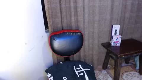 Snapshot of samatha_squirts chatting on 10-22-25, 12:55 samatha_squirts online show from 10-22-25, 12:55
