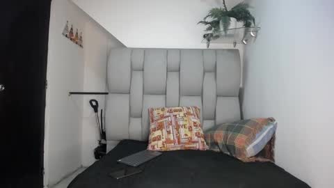 Snapshot of samay__007 chatting on 10-14-25, 01:12      Samay      online show from 10-14-25, 01:12