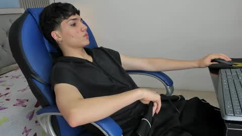 Sam online show from 04-20-26, 09:38