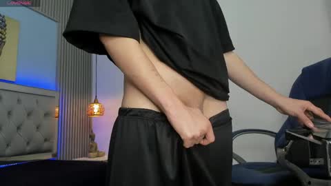 Snapshot of samblack_ chatting on 05-21-26, 01:51 Sam online show from 05-21-26, 01:51