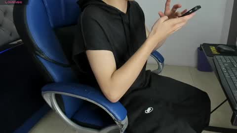 Snapshot of samblack_ chatting on 05-22-26, 01:39 Sam online show from 05-22-26, 01:39