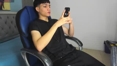 Sam online show from 06-15-26, 04:09