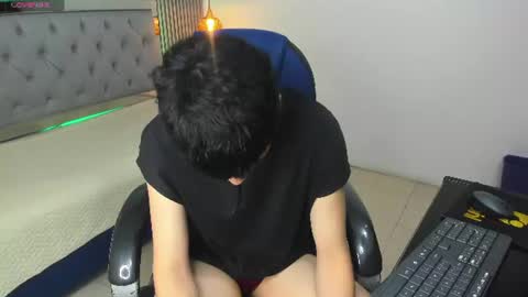 Sam online show from 06-19-26, 01:37