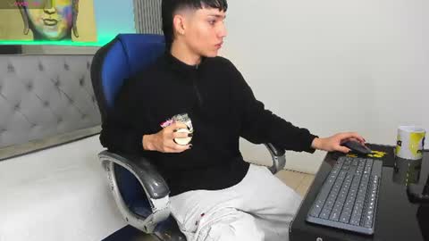 Sam online show from 07-02-26, 12:33