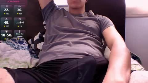 Snapshot of samblaze_21 chatting on 04-24-26, 12:51 samblade online show from 04-24-26, 12:51