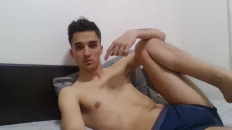 Snapshot of samcumtv chatting on 11-19-25, 06:19 multitooman online show from 11-19-25, 06:19