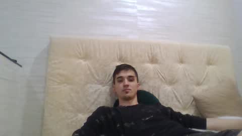 Snapshot of samcumtv chatting on 02-12-26, 10:32 multitooman online show from 02-12-26, 10:32