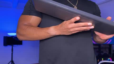 Sam Dornan online show from 12-22-24, 02:06