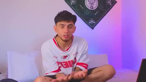 samevansx online show from 11-27-25, 01:02