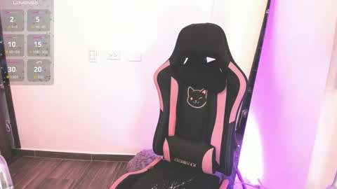 samiacooper25 online show from 09-13-25, 09:53