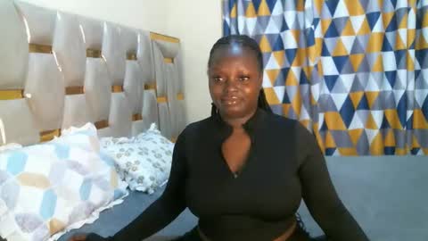 nina online show from 11-11-25, 09:59