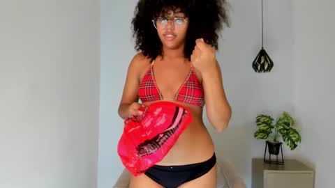 Samie Mury  online show from 11-03-25, 03:41