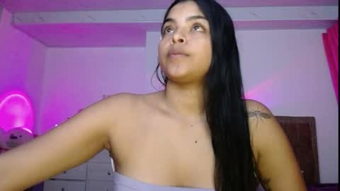 Snapshot of samirabunny_222 chatting on 04-22-26, 03:09 Danna dulce online show from 04-22-26, 03:09