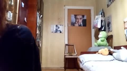 Snapshot of samiravilmont chatting on 10-21-25, 03:57 Mira online show from 10-21-25, 03:57