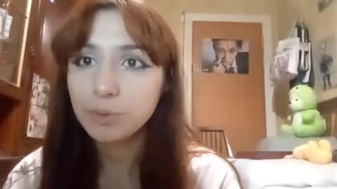 Snapshot of samiravilmont chatting on 11-05-25, 04:40 Mira online show from 11-05-25, 04:40