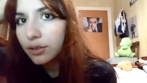Snapshot of samiravilmont chatting on 11-09-25, 04:05 Mira online show from 11-09-25, 04:05