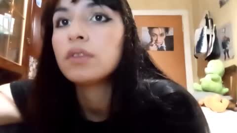 Snapshot of samiravilmont chatting on 12-02-25, 04:35 Mira online show from 12-02-25, 04:35