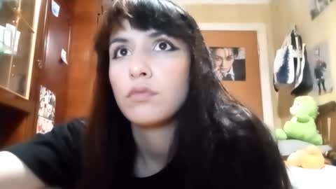 Snapshot of samiravilmont chatting on 12-05-25, 03:30 Mira online show from 12-05-25, 03:30