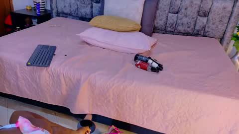 samirths_boy_ online show from 04-09-26, 07:30