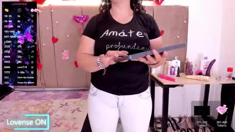 Snapshot of sammy_mature_ chatting on 10-20-25, 07:03 Sammy online show from 10-20-25, 07:03