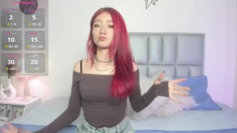 Snapshot of sammy_roseee chatting on 05-27-26, 07:55 Sammy Rose online show from 05-27-26, 07:55