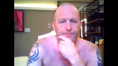 Snapshot of sammyb1821 chatting on 03-10-26, 03:50 sammyb1821 online show from 03-10-26, 03:50