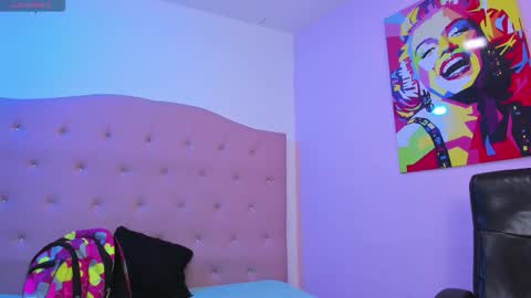 Snapshot of sammyrhoades chatting on 11-30-25, 12:42 sammyrhoades online show from 11-30-25, 12:42