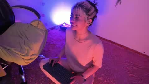   online show from 02-10-25, 05:58