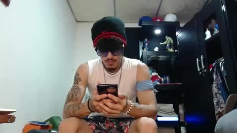 Snapshot of sammytop22 chatting on 10-02-25, 02:18 sammy model independiente online show from 10-02-25, 02:18