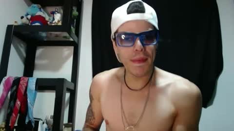 sammy model independiente online show from 10-19-25, 11:49