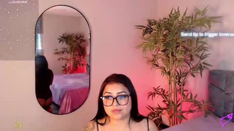 Snapshot of sammyy_owens_ chatting on 11-15-25, 08:27 Sammy online show from 11-15-25, 08:27